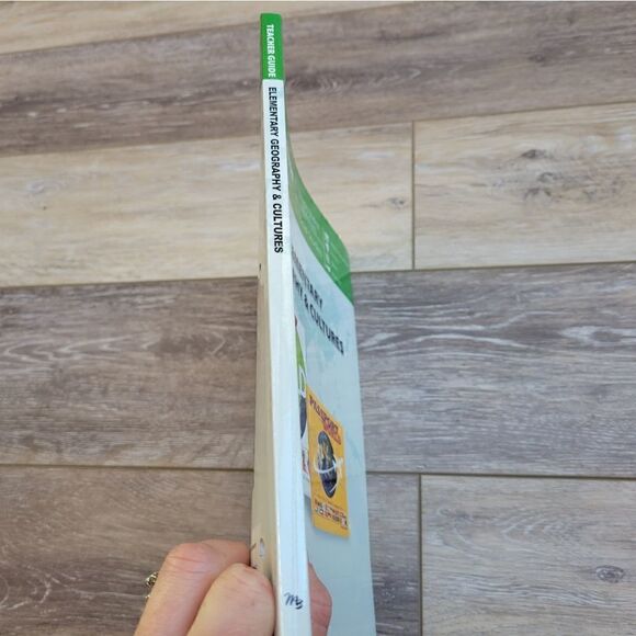 Teacher Guide Elementary Geography and Cultures. - Picture 2 of 6